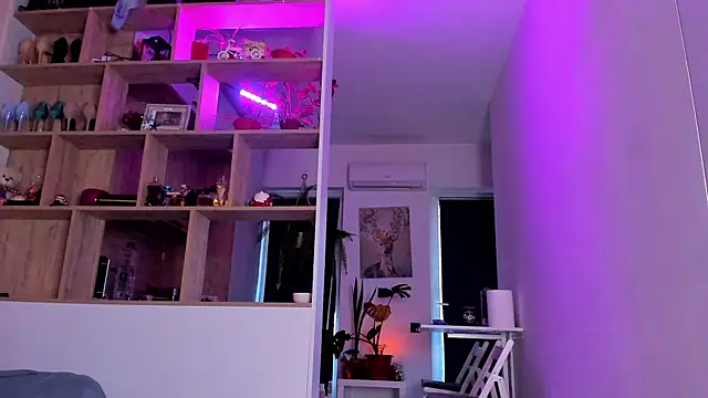 Snapshot of _alleyesonme_ chatting on September 23, 2025, 2:53 pm  alleyesonme  online show from September 23, 2025, 2:53 pm