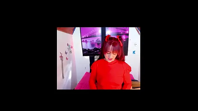 Hannaa32 online show from October 8, 2025, 7:55 pm