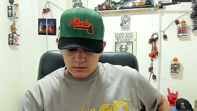 Snapshot of ney_22 chatting on October 19, 2025, 2:40 pm ney 22 online show from October 19, 2025, 2:40 pm