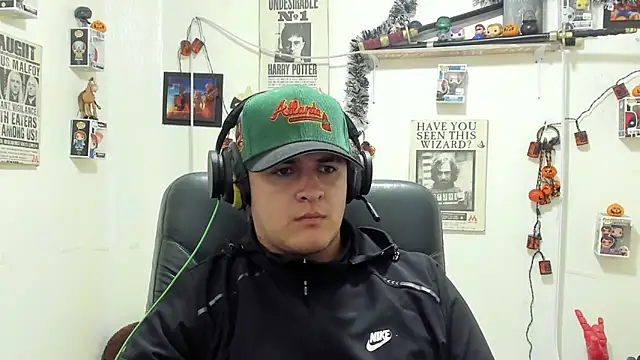 Snapshot of ney_22 chatting on October 22, 2025, 3:07 am ney 22 online show from October 22, 2025, 3:07 am