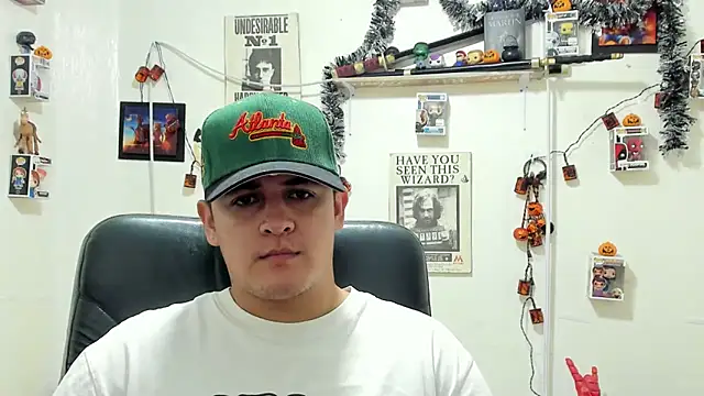 Snapshot of ney_22 chatting on October 30, 2025, 12:23 am ney 22 online show from October 30, 2025, 12:23 am