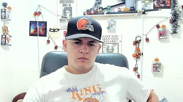 Snapshot of ney_22 chatting on November 1, 2025, 11:12 am ney 22 online show from November 1, 2025, 11:12 am