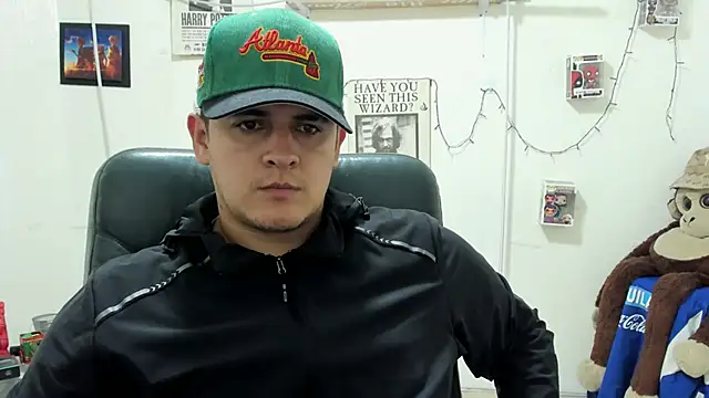 Snapshot of ney_22 chatting on November 21, 2025, 5:28 am ney 22 online show from November 21, 2025, 5:28 am