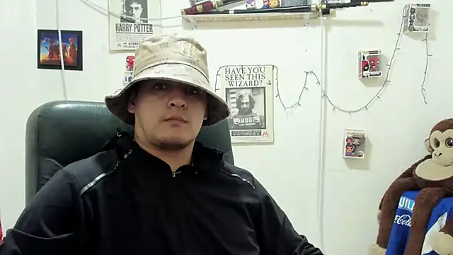 Snapshot of ney_22 chatting on November 22, 2025, 6:34 am ney 22 online show from November 22, 2025, 6:34 am