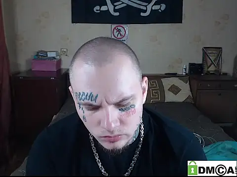 Keny Collins online show from November 18, 2025, 9:08 pm