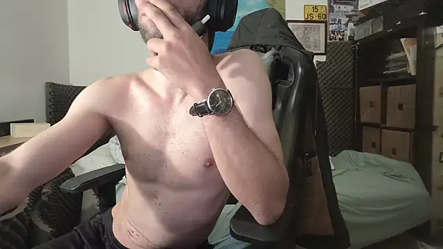 MikeLovesex699 online show from May 26, 2026, 10:17 pm
