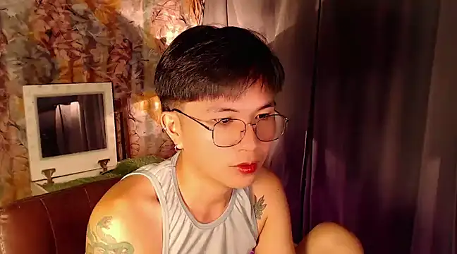 Snapshot of Sexy_Handsome_Drex chatting on February 3, 2025, 12:47 pm Sexy Handsome Drex online show from February 3, 2025, 12:47 pm