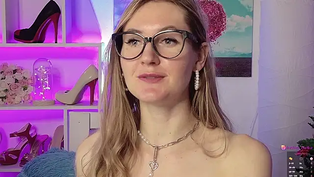 Hello Lisha online show from January 6, 2025, 2:25 pm