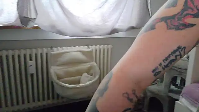 wetgerman 2 online show from December 15, 2025, 10:41 am