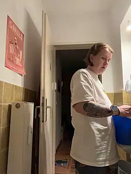 wetgerman 2 online show from April 9, 2026, 8:03 pm