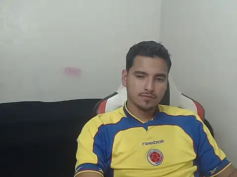 Snapshot of kylian_07 chatting on July 8, 2026, 1:10 am kylian 07 online show from July 8, 2026, 1:10 am