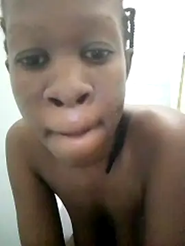 Snapshot of africanpussy22 chatting on March 13, 2026, 6:20 am africanpussy22 online show from March 13, 2026, 6:20 am
