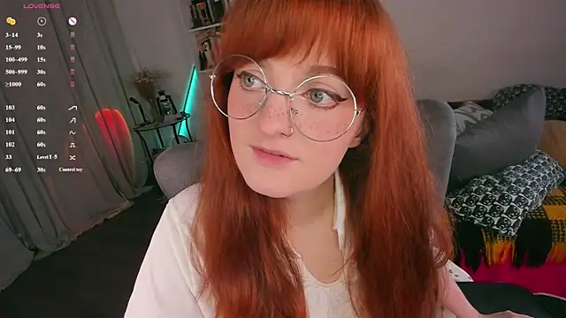 Alice CutePerv online show from June 19, 2026, 1:21 am
