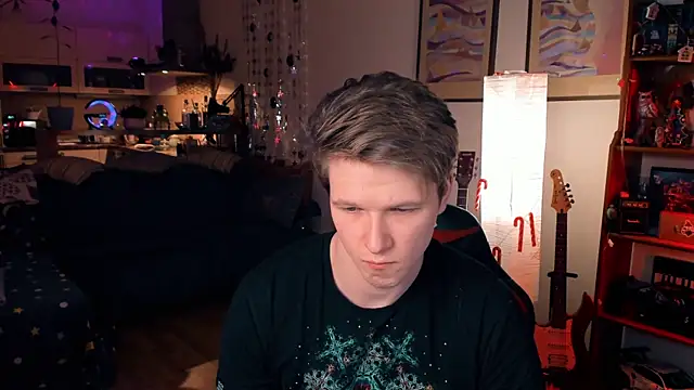 Breston Sweet online show from December 22, 2024, 2:27 pm