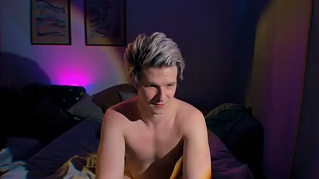 Breston Sweet online show from September 19, 2025, 7:47 pm