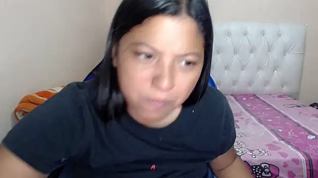 Snapshot of Leylafourniert chatting on November 22, 2025, 10:31 pm Leylafourniert online show from November 22, 2025, 10:31 pm