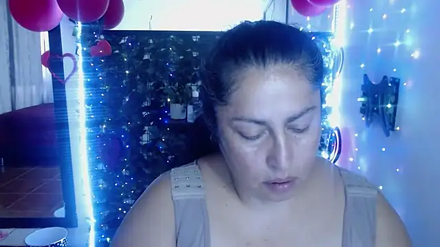 Snapshot of Keyla01_ chatting on February 4, 2025, 9:31 pm Keyla01 online show from February 4, 2025, 9:31 pm