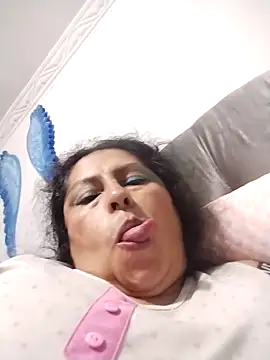 Keyla01  online show from November 24, 2025, 11:59 pm