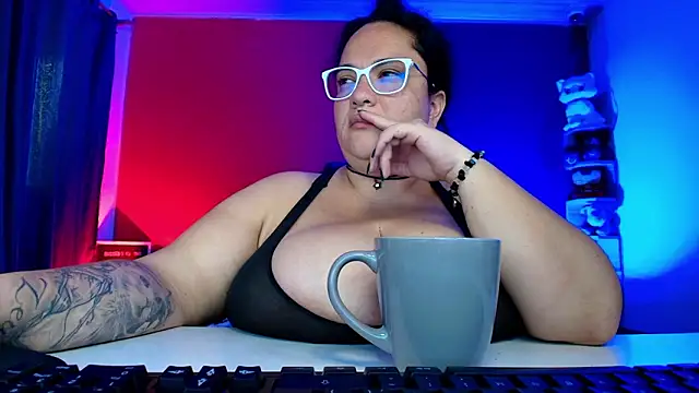 lulubigtitts1 online show from March 7, 2026, 3:31 pm