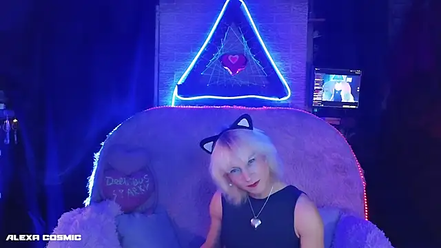 Alexa Cosmic online show from December 20, 2025, 2:07 am