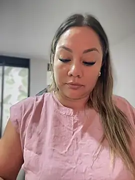 ValeryGrey online show from February 4, 2025, 8:06 pm