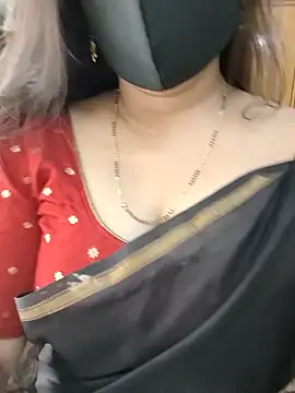 Snapshot of yoursana- chatting on February 21, 2026, 4:02 am yoursana- online show from February 21, 2026, 4:02 am