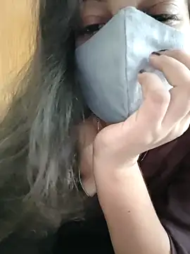 Snapshot of yoursana- chatting on February 22, 2026, 5:08 am yoursana- online show from February 22, 2026, 5:08 am