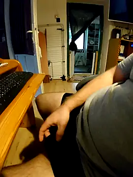 Snapshot of anonymus9006 chatting on November 24, 2025, 11:32 am anonymus9006 online show from November 24, 2025, 11:32 am