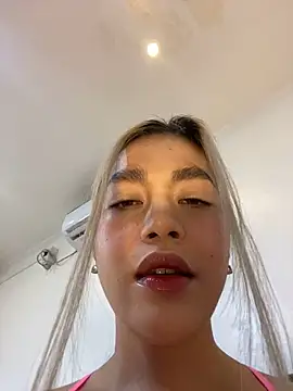 SexFucktoryLily online show from May 6, 2026, 9:25 am