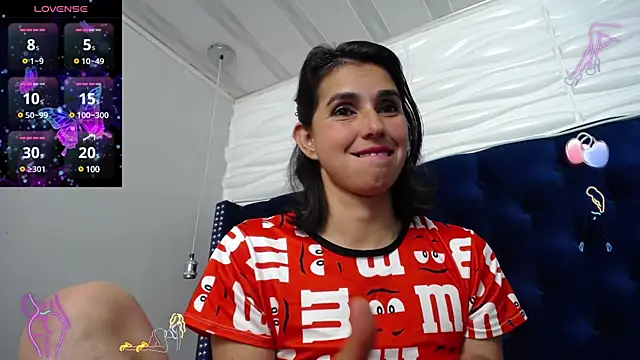 Snapshot of Eva-Williams chatting on December 2, 2024, 3:58 pm Eva-Williams online show from December 2, 2024, 3:58 pm