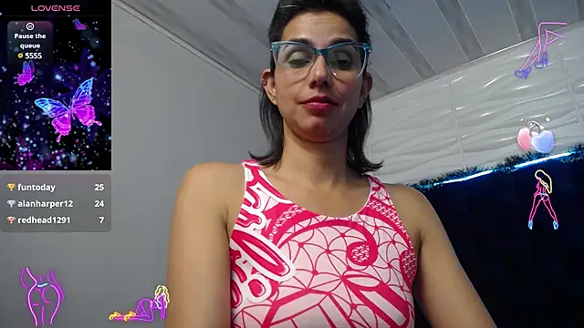 Snapshot of Eva-Williams chatting on December 4, 2024, 3:54 pm Eva-Williams online show from December 4, 2024, 3:54 pm