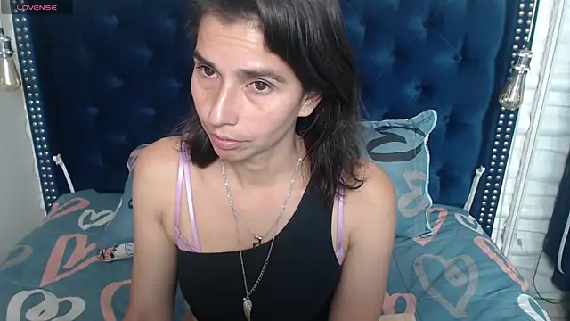 Snapshot of Eva-Williams chatting on February 3, 2025, 8:03 pm Eva-Williams online show from February 3, 2025, 8:03 pm