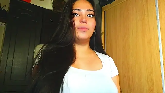 BigDominaMia online show from February 10, 2026, 9:57 am