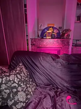 Snapshot of callmelouve chatting on January 2, 2025, 10:55 pm callmelouve online show from January 2, 2025, 10:55 pm