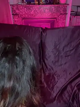 Snapshot of callmelouve chatting on January 4, 2025, 11:17 pm callmelouve online show from January 4, 2025, 11:17 pm