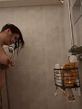 Snapshot of callmelouve chatting on February 6, 2025, 11:43 am callmelouve online show from February 6, 2025, 11:43 am