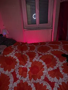 Snapshot of callmelouve chatting on February 21, 2025, 11:21 pm callmelouve online show from February 21, 2025, 11:21 pm