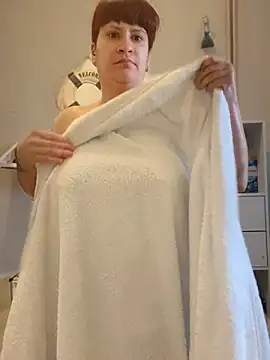 Snapshot of callmelouve chatting on March 17, 2025, 11:42 am callmelouve online show from March 17, 2025, 11:42 am