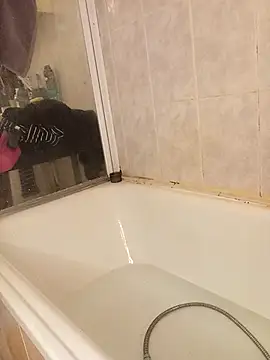 Snapshot of callmelouve chatting on September 27, 2025, 8:14 pm callmelouve online show from September 27, 2025, 8:14 pm