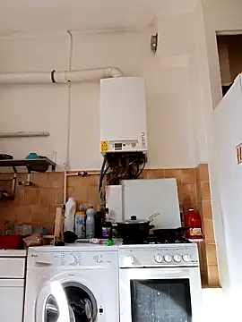 Snapshot of callmelouve chatting on October 2, 2025, 12:12 pm callmelouve online show from October 2, 2025, 12:12 pm