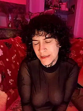 Snapshot of callmelouve chatting on November 20, 2025, 11:04 pm callmelouve online show from November 20, 2025, 11:04 pm