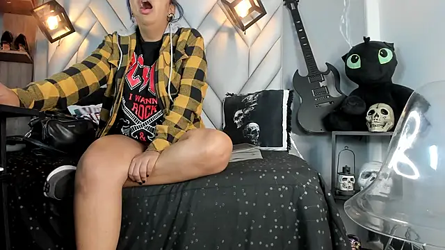 MirandaHaguen online show from February 23, 2025, 1:10 pm