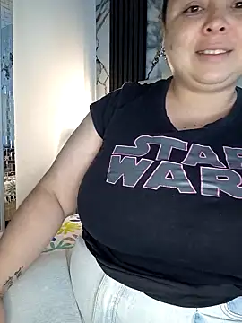 mollieblue69 online show from March 13, 2026, 1:07 pm