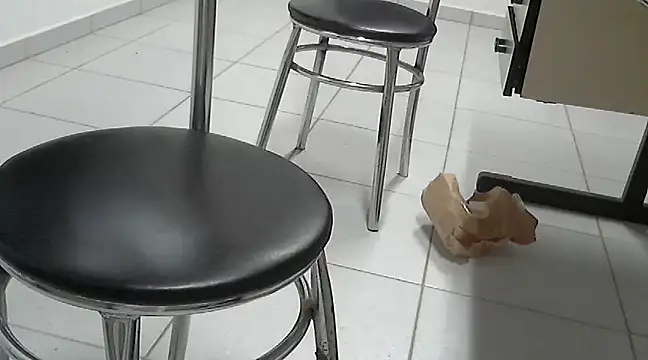 oliveira3tt online show from February 13, 2025, 5:54 pm