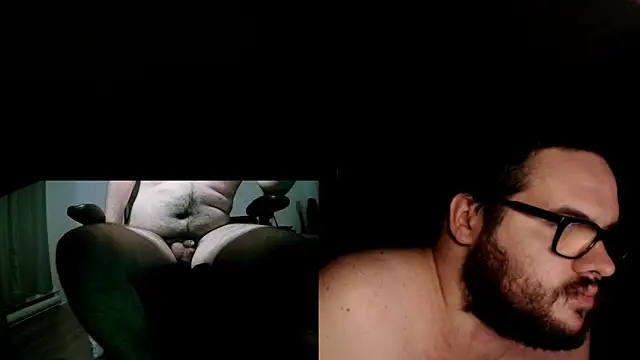 Snapshot of fck_boy123 chatting on April 7, 2026, 3:51 am fck boy123 online show from April 7, 2026, 3:51 am