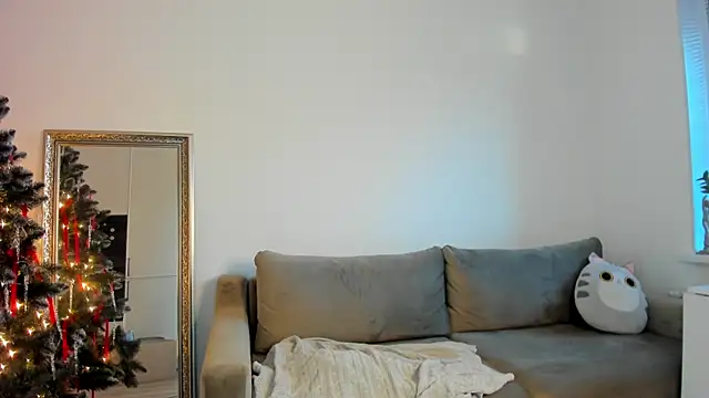 Kossie  online show from December 11, 2024, 11:30 am