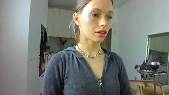 Kossie  online show from February 13, 2025, 3:24 pm