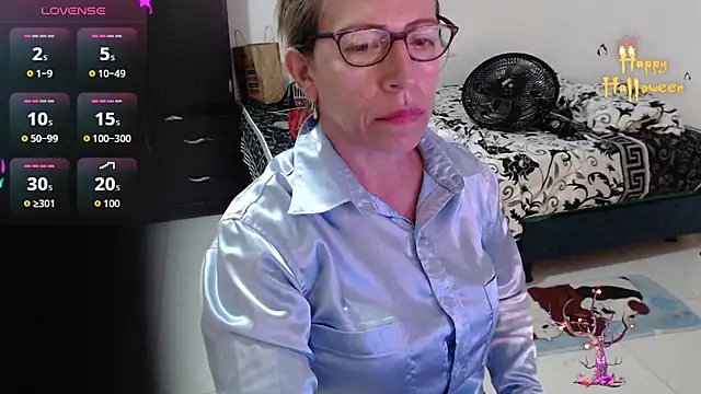 Snapshot of Chayla_Ruiz chatting on October 23, 2025, 12:10 am Chayla Ruiz online show from October 23, 2025, 12:10 am