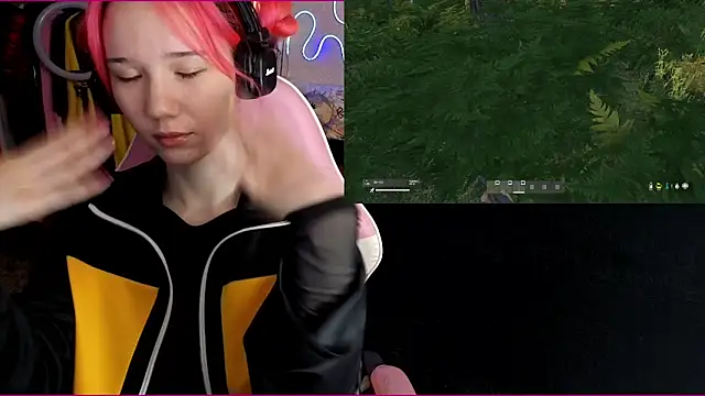 Maya Viola online show from November 2, 2025, 5:21 am