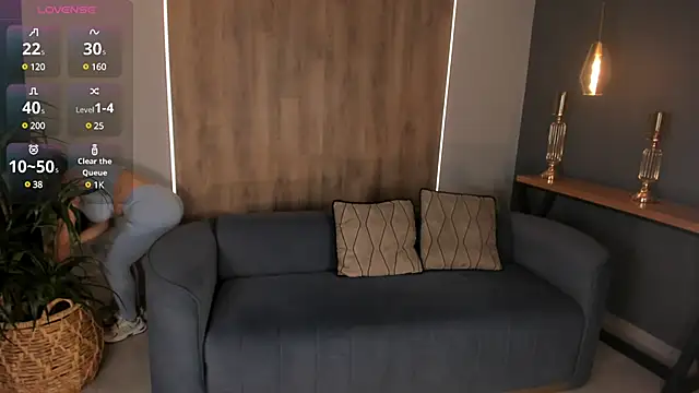 Snapshot of KateSunder chatting on March 6, 2025, 9:58 am KateSunder online show from March 6, 2025, 9:58 am